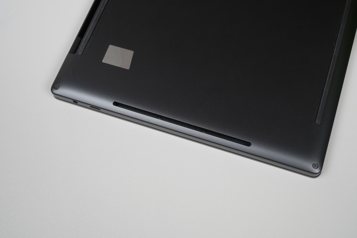 Dell XPS 14 & 13：氣質跟能力相符的旗艦筆電回歸了 🔊
