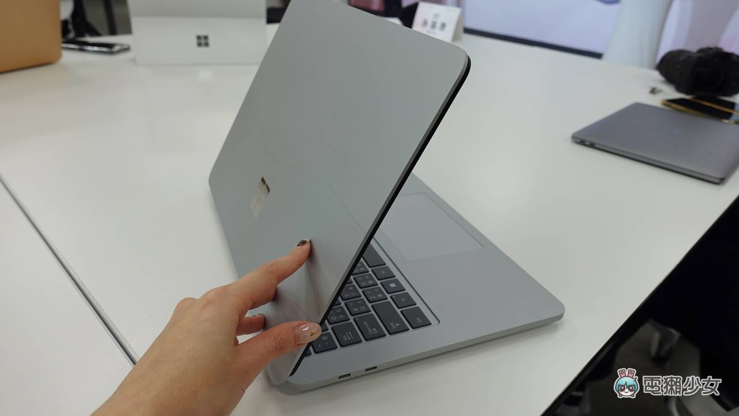 出門｜來見 Surface Laptop Studio 囉！有史以來最強大的獨顯 Surface 在台上市
