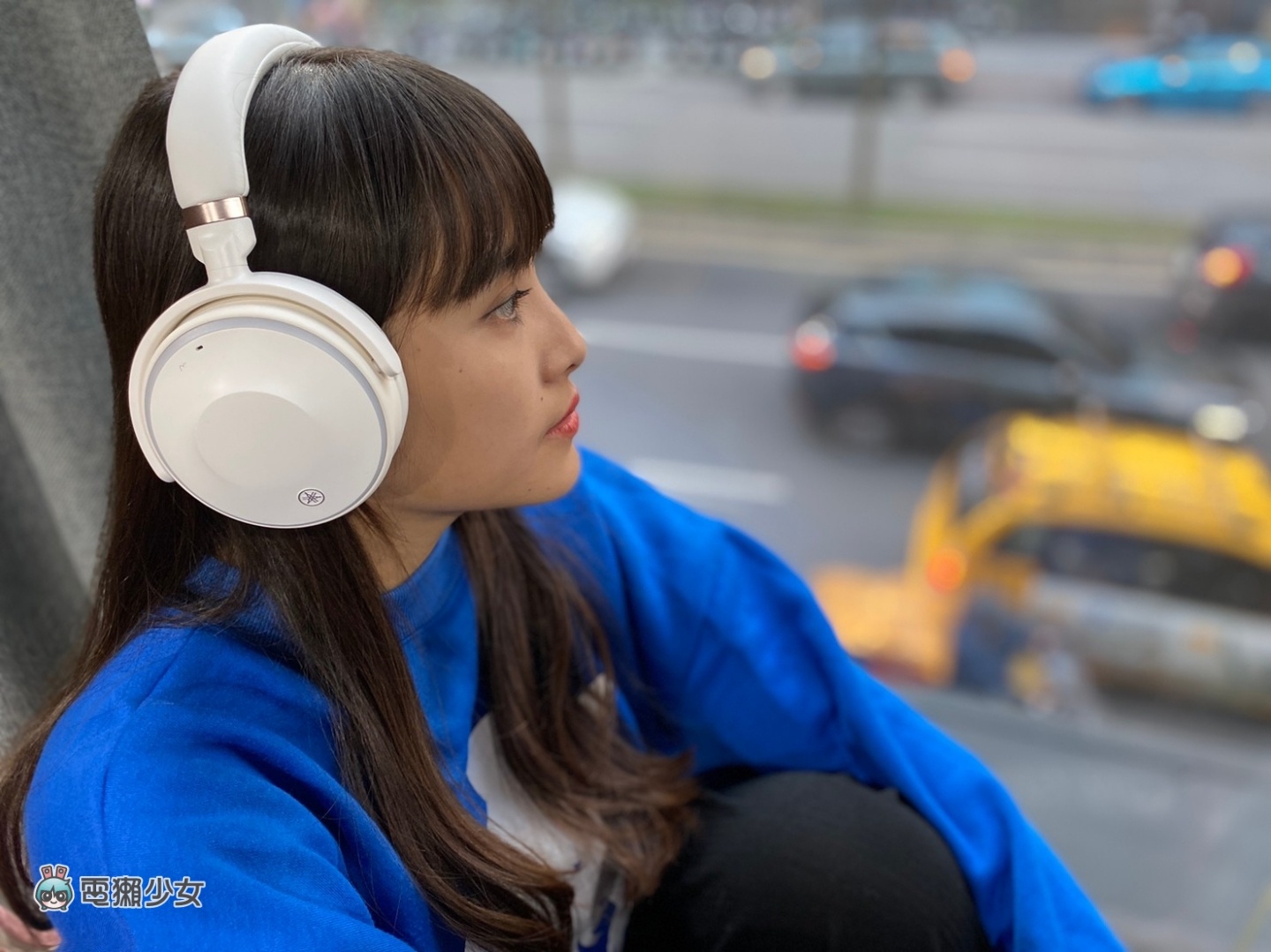 開箱｜純白精品美感！Yamaha YH-E700A 無線耳罩式耳機 自動偵測耳型提供更好的聆聽感受