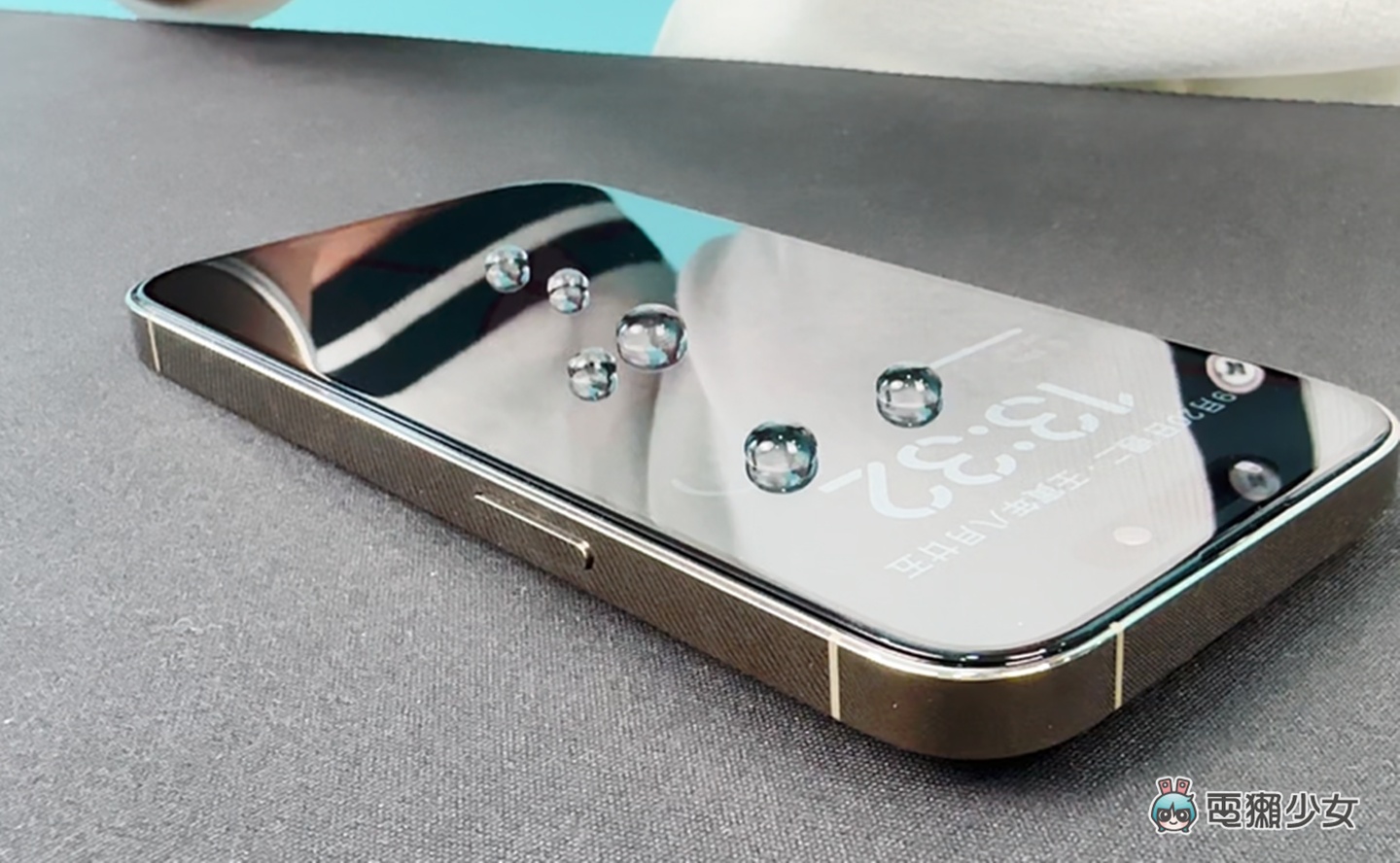 iPhone 14 新手機挑保護貼！鑽石鍍膜、3D 曲面玻璃、9H 防爆裂硬度全都要 feat. M.Queen 膜法女王