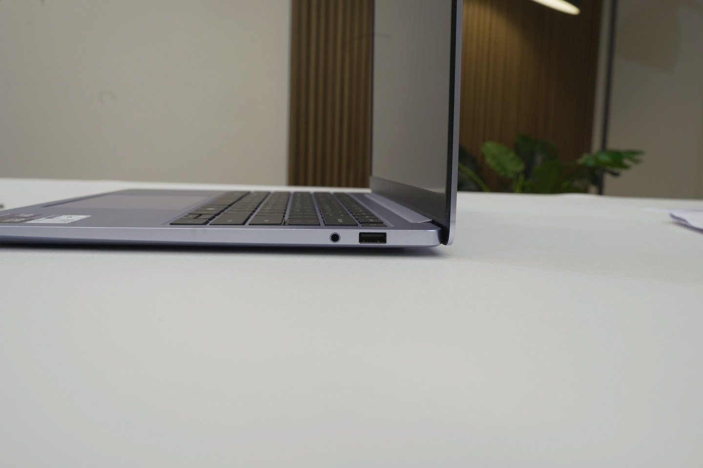 【評測】Dell 14S 開箱:好愛這個藍 【評測】Dell 14S 開箱:好愛這個藍