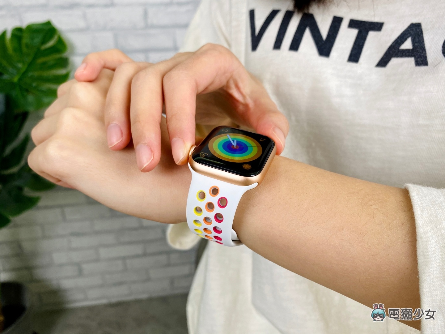 Apple Watch 彩虹版錶帶與錶面推新款！Nike 運動型錶帶首次加入！