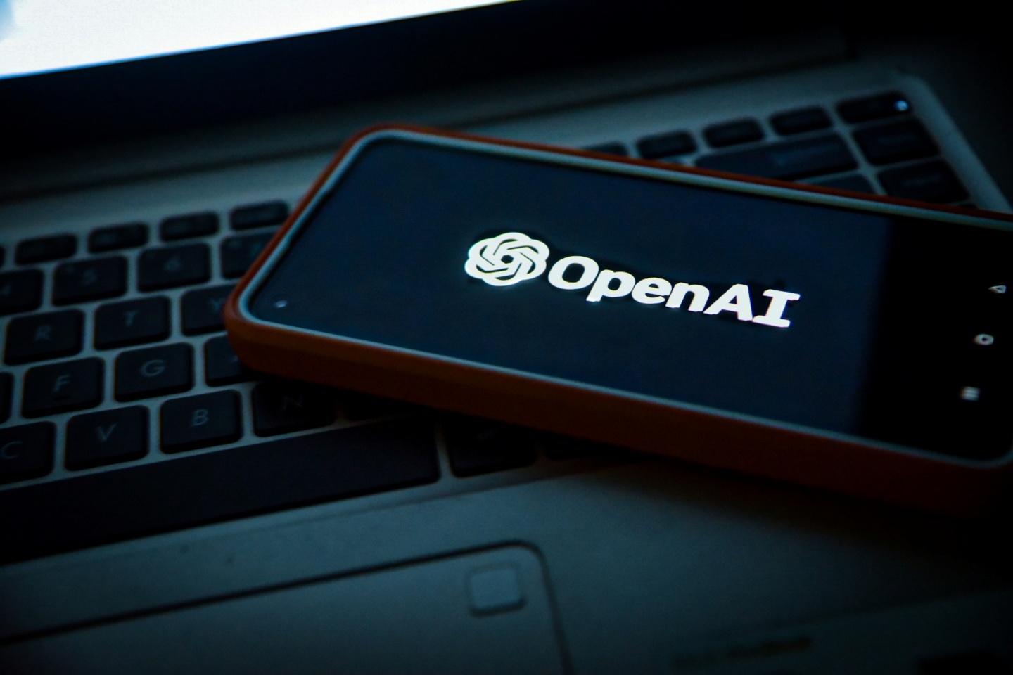 ChatGPT 熱情背後的代價！一句「謝謝」OpenAI 多燒數千萬