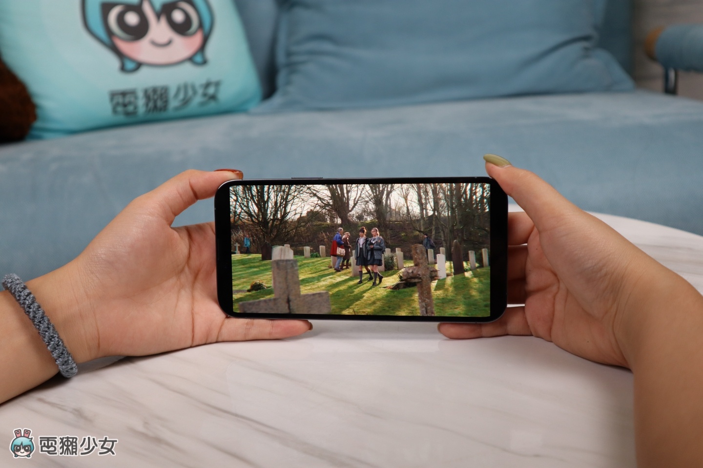 開箱｜iPhone 13 Pro Max 天峰藍 電影模式真的很厲害！同場加映：跟 iPhone 12 Pro 的拍照表現差多少？