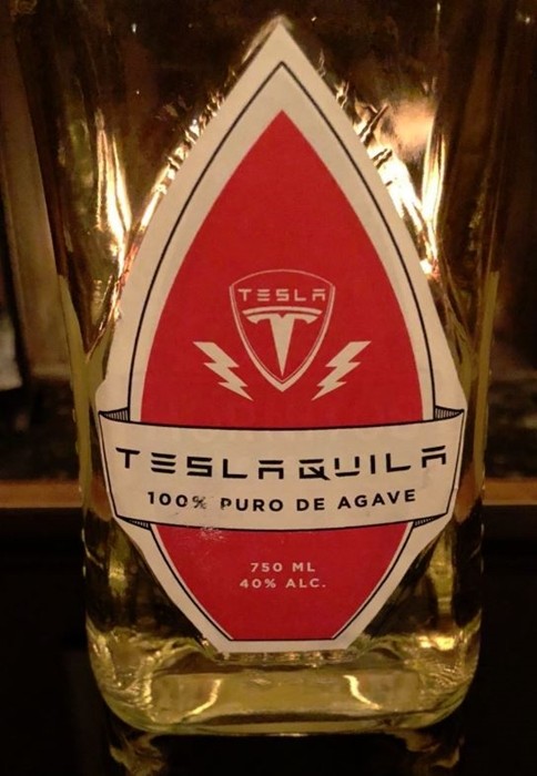 Tesla也要開始賣龍舌蘭嗎？『 Teslaquila 』已經註冊好商標啦！