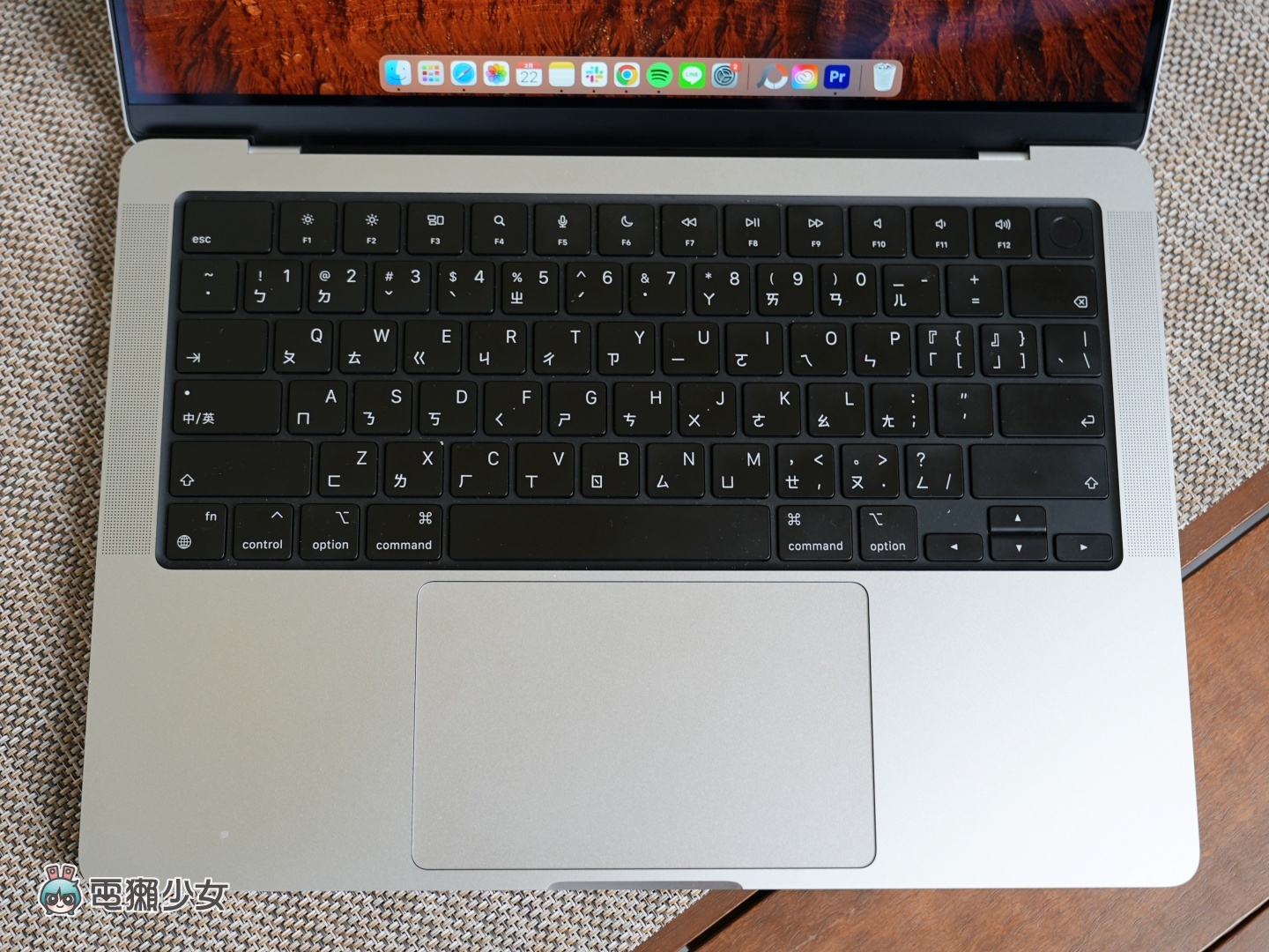 開箱｜M3 MacBook Pro 超誠實使用心得！真的厲害嗎？適合誰買？