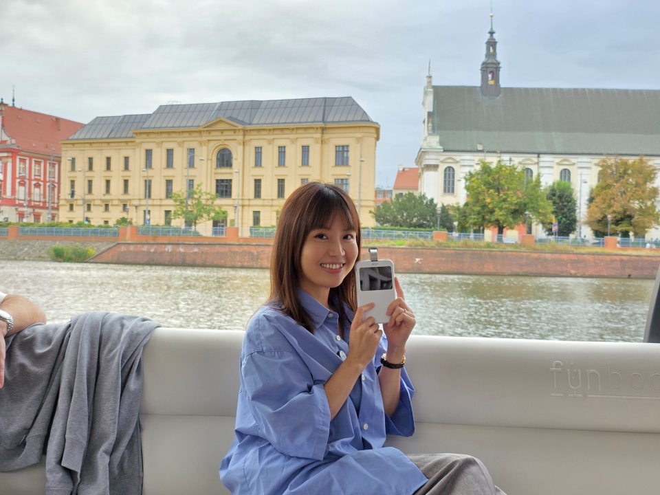 開箱｜為什麼不直接用 eSIM？這台 Acer Connect M6E 5G 行動 WiFi 給我答案