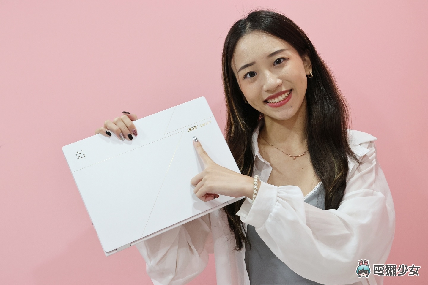 Acer Swift Edge 14 AI 動手玩：輕薄與 AI 的完美結合