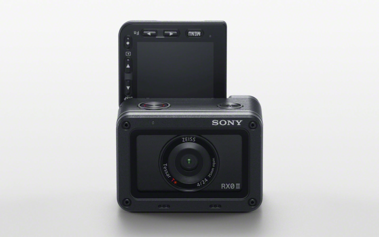 Sony RX0出二代了！超迷你尺寸卻能裸機錄4K影片、有180度翻轉螢幕 Vlogger新利器誕生