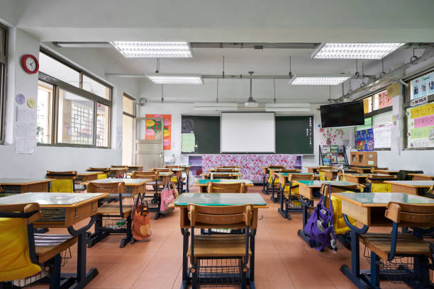 教育部新政策：國中小學生，九月開學將實施手機集中管理