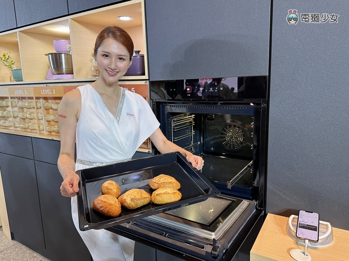 出門｜BOSCH 8 系列極緻黑烤箱：集智慧、優雅、實用性於一身的高級廚電