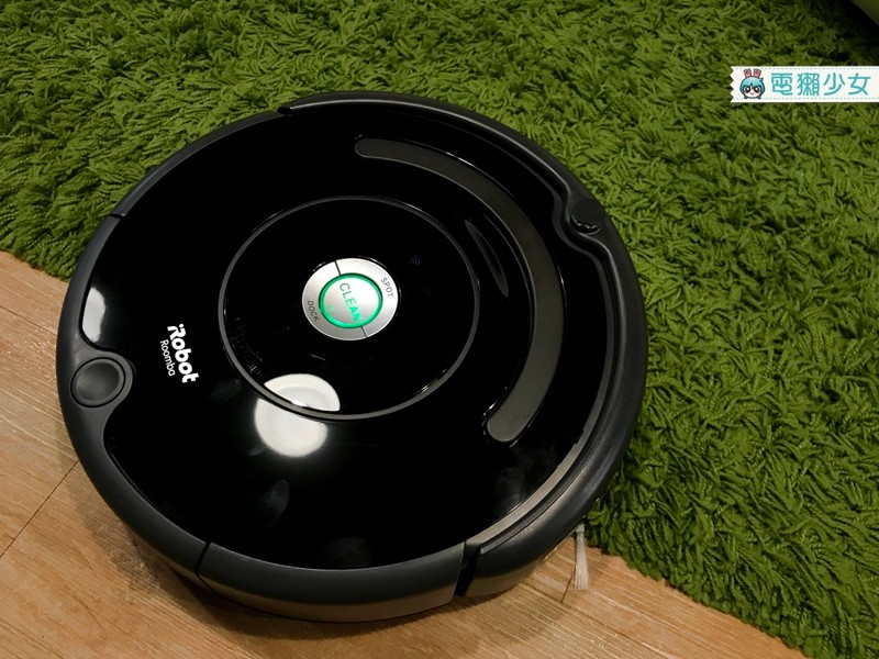 開箱｜不在家也能使喚『 iRobot Roomba 670 』掃地機器人 手機遠端操控還具有自行脫困功能？！