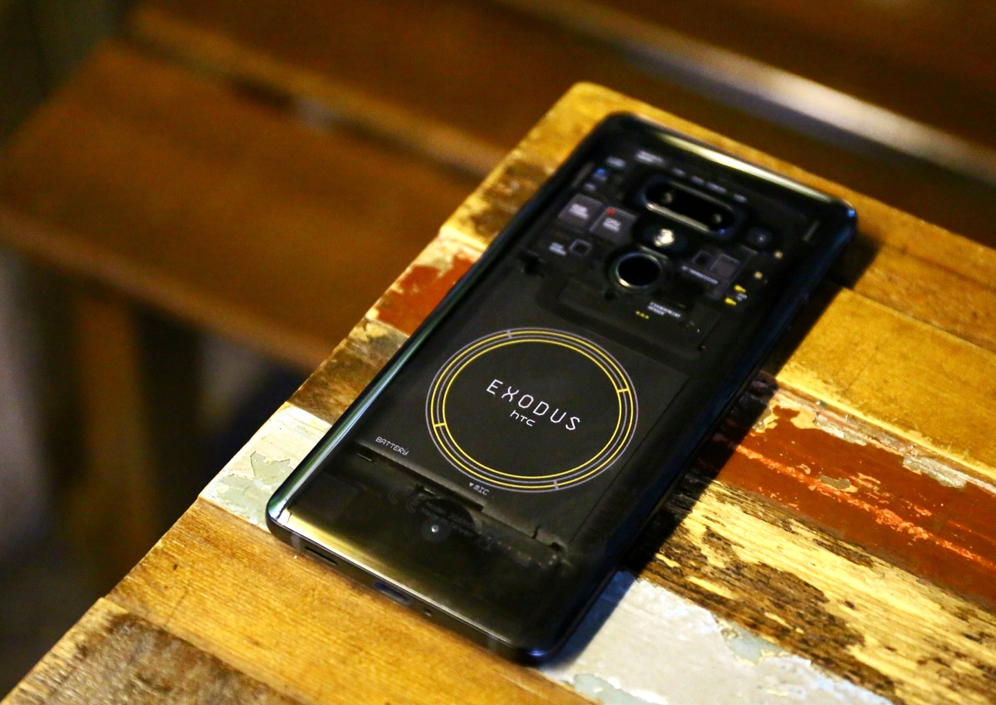 HTC的區塊鏈手機EXODUS 1 將可以在台灣門市用現金買得到啦