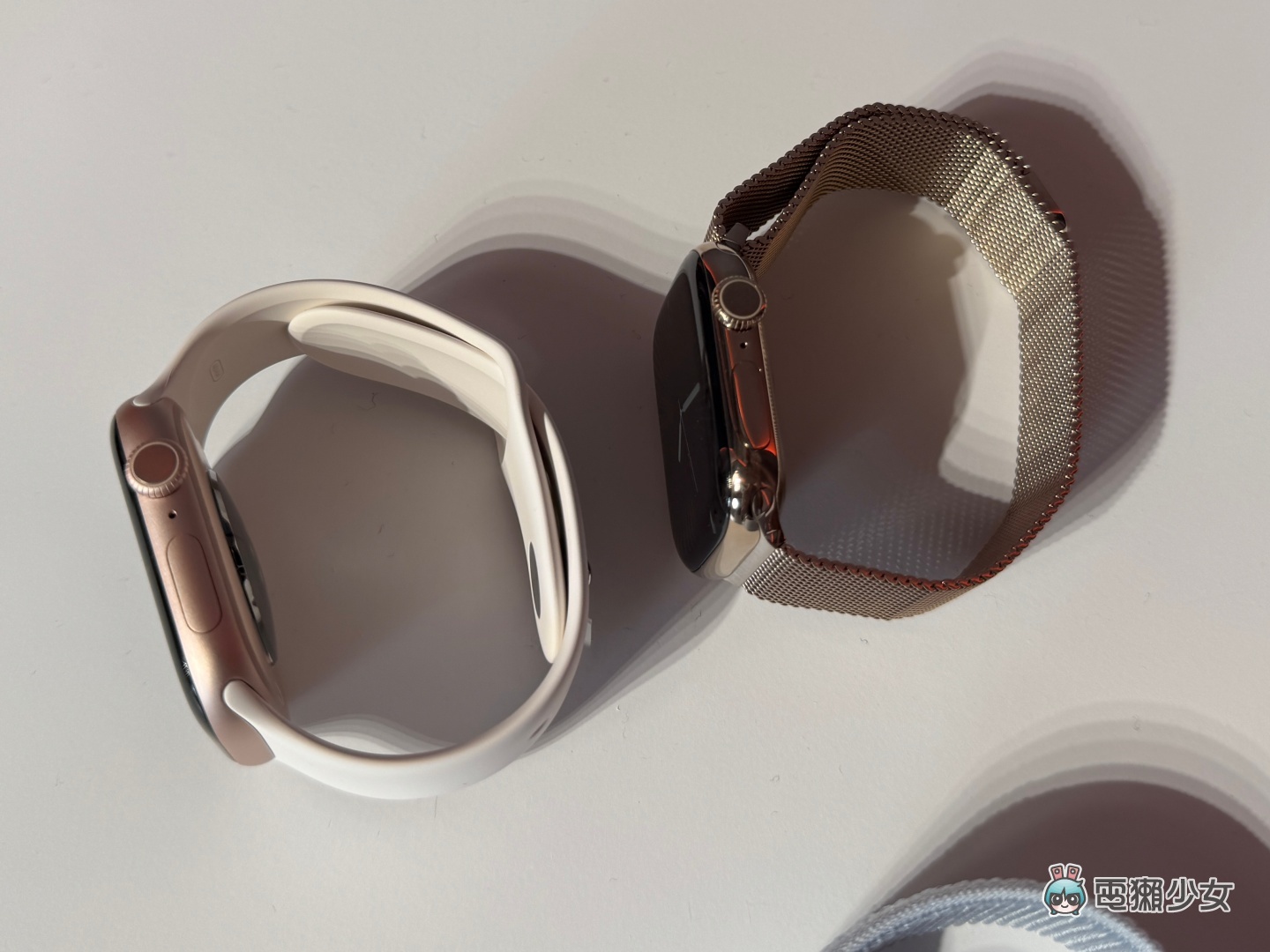 Apple Watch Series 10 螢幕更大超級薄！黑色鈦金屬 Apple Watch Ultra 2 實機快速看