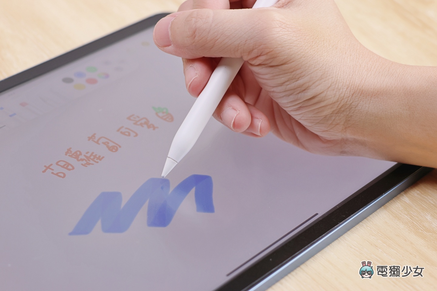 划算高 CP 值！eiP 為 iPad 打造的磁吸充電觸控筆，功能媲美 Apple Pencil，同場加映：磁吸類紙膜、可拆式藍牙鍵盤