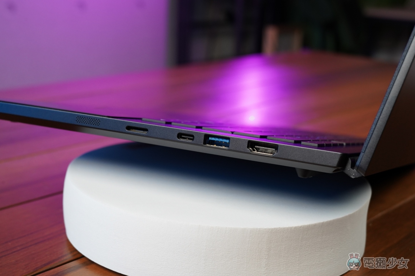 【開箱】Acer Predator Triton 14 AI 開箱：超好按的電競 + 創作者筆電