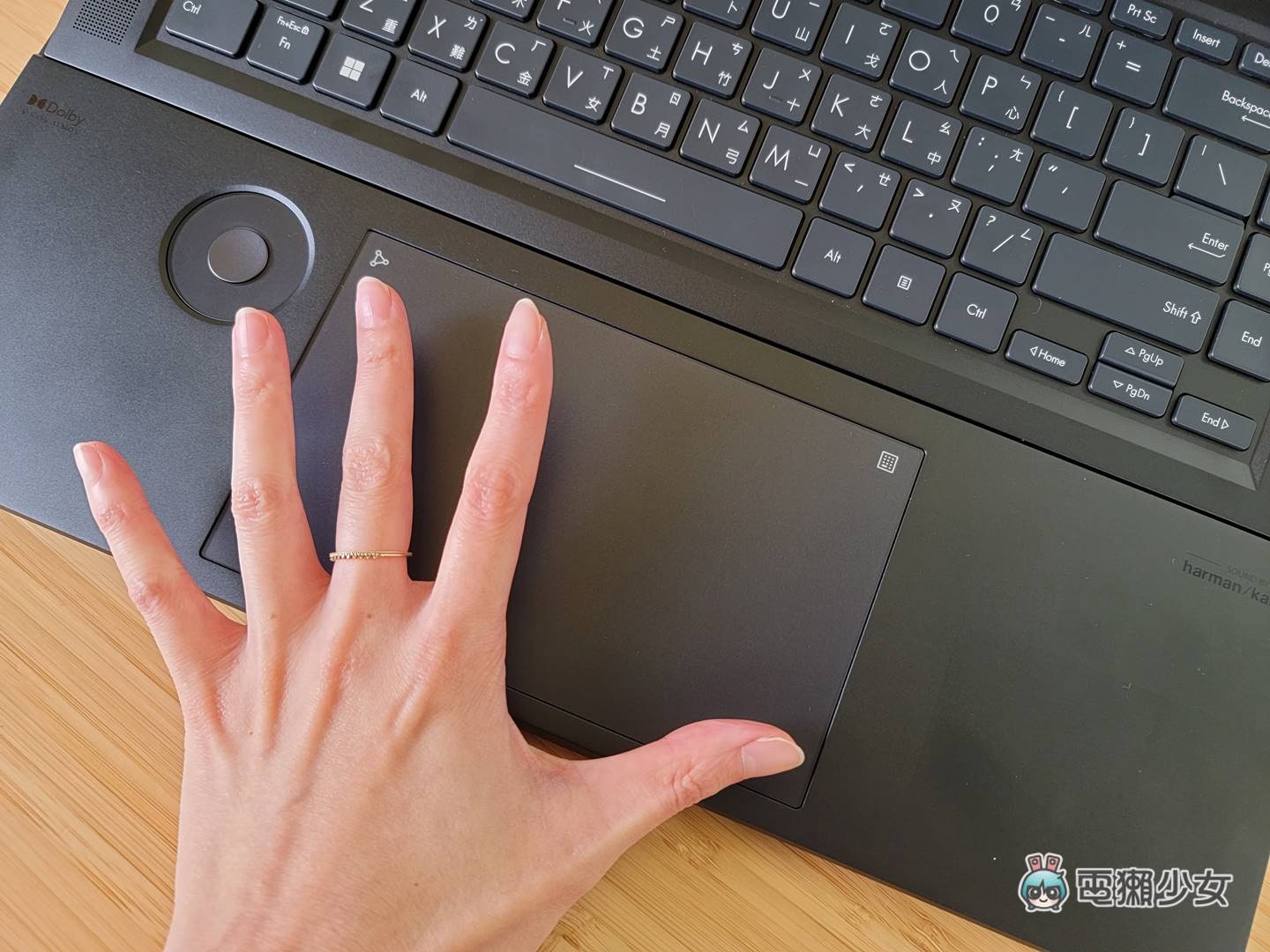 開箱｜創作者筆電 Zenbook Pro 16X OLED（UX7602）給你一顆摸的到的 ASUS Dial 繪圖旋鈕