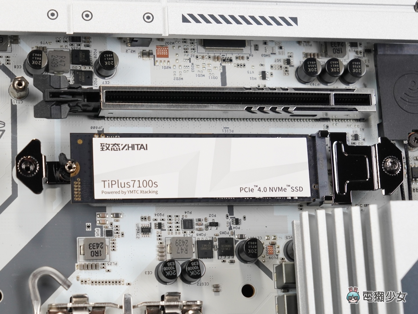 開箱|不想被 NAND 漲價牽著走?致態 TiPlus7100s 固態硬碟登場 開箱|不想被 NAND 漲價牽著走?致態 TiPlus7100s 固態硬碟登場