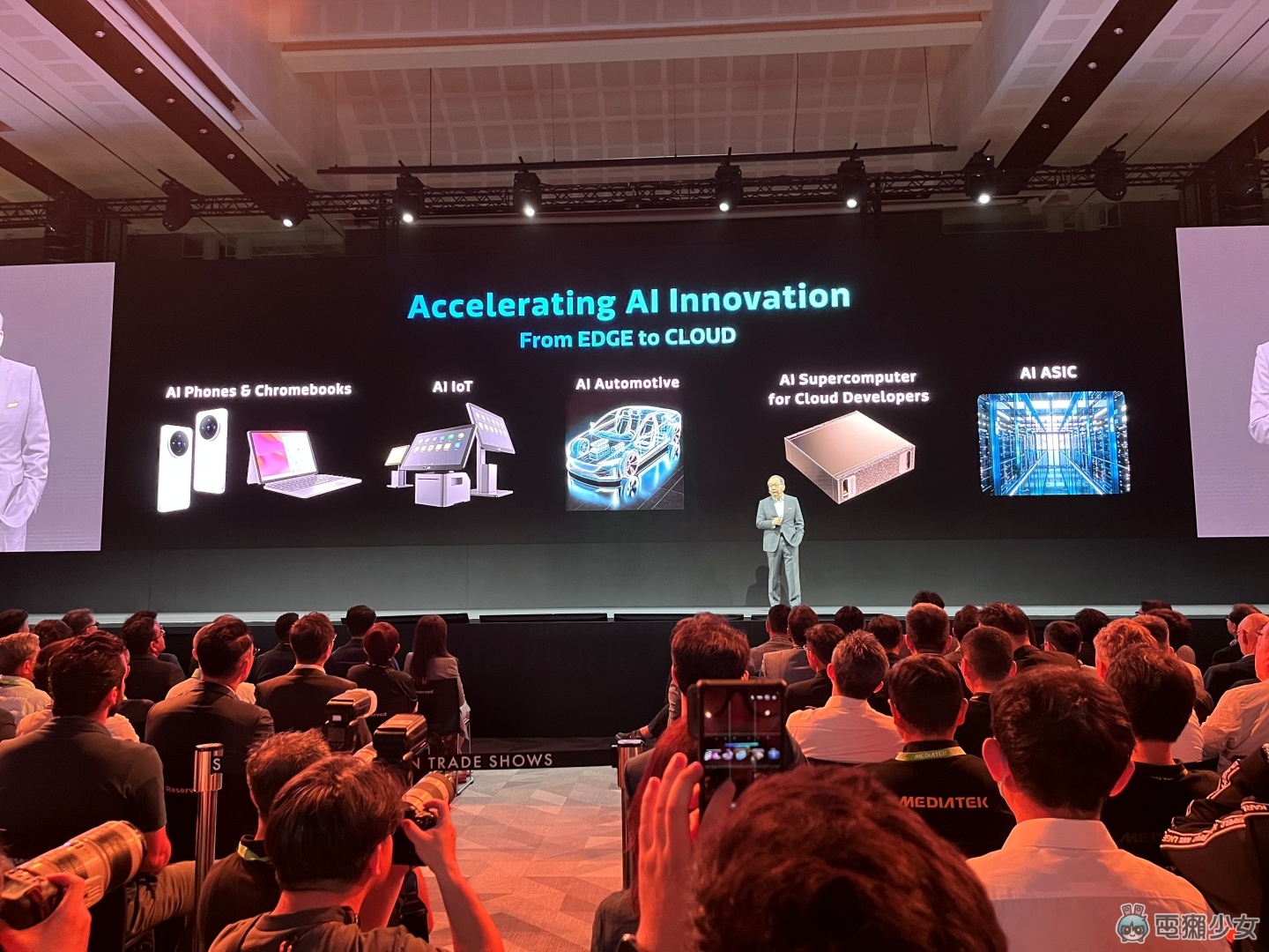 COMPUTEX 2025｜聯發科蔡力行宣布 2 奈米晶片 黃仁勳驚喜登場！