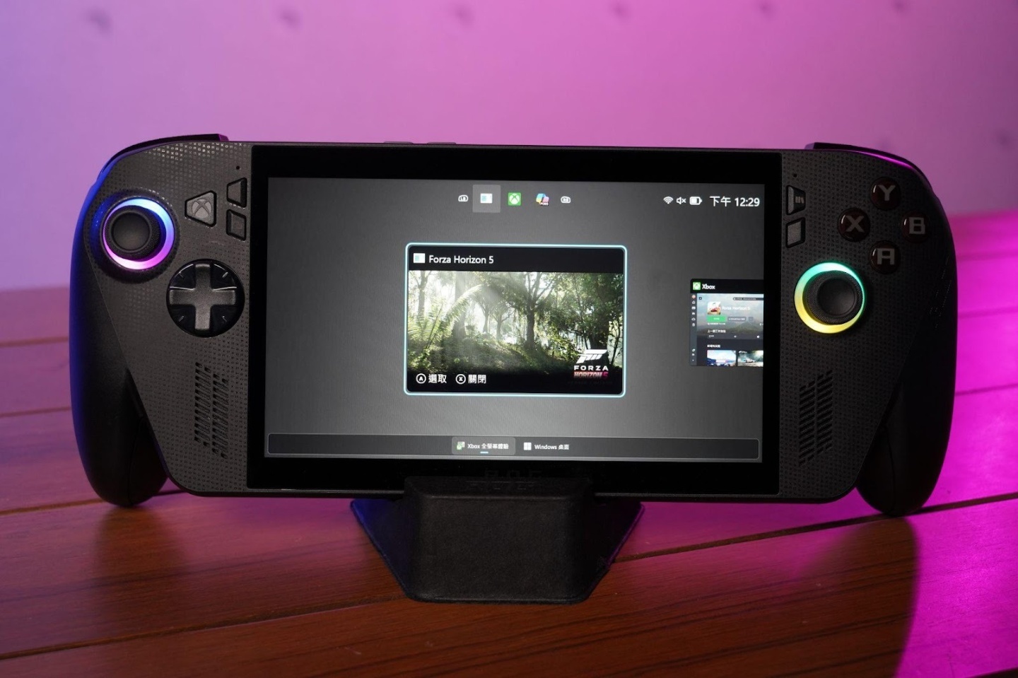 【開箱】ROG Xbox Ally X 開箱：Windows 掌機介面大進化
