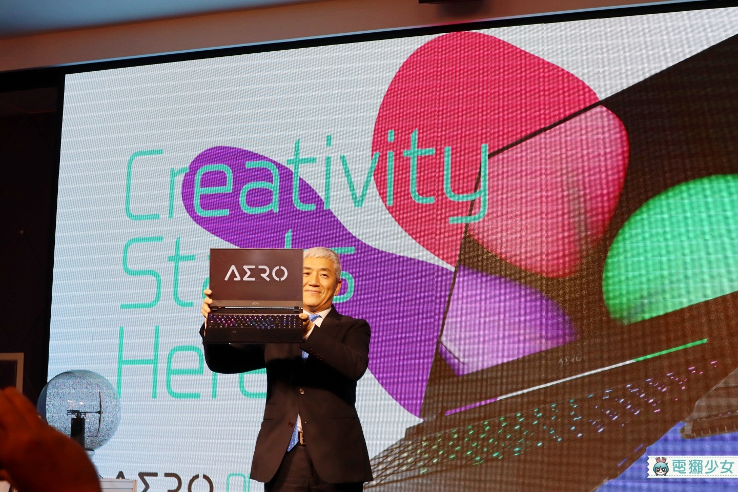 技嘉發表最新New AERO系列筆電 4K OLED螢幕、最高搭載i9-9980HK處理器、Pantone認證螢幕 打造行動工作室！[Computex2019]