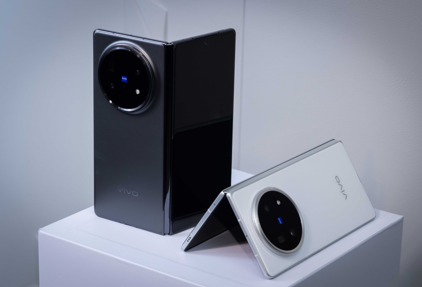 出門｜vivo X Fold5 台灣登場，預先登記活動同步開跑