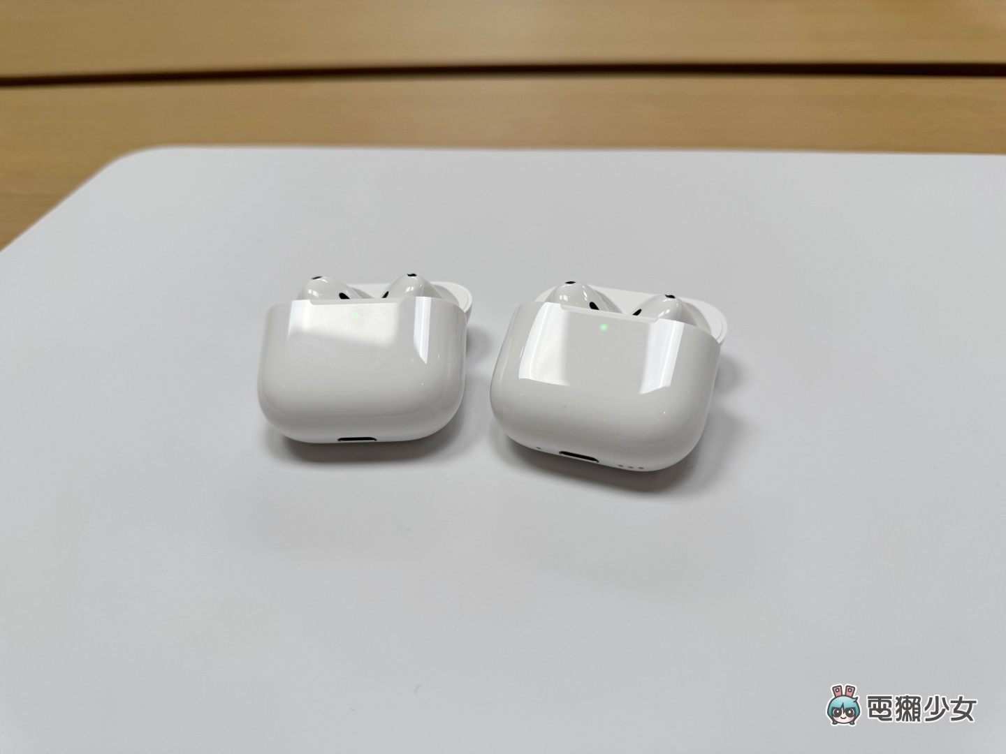 AirPods 4 蛇年特別款限量開賣！AirPods 4 主動降噪和一般版差在哪？價差 1,500 元能獲得哪些功能？