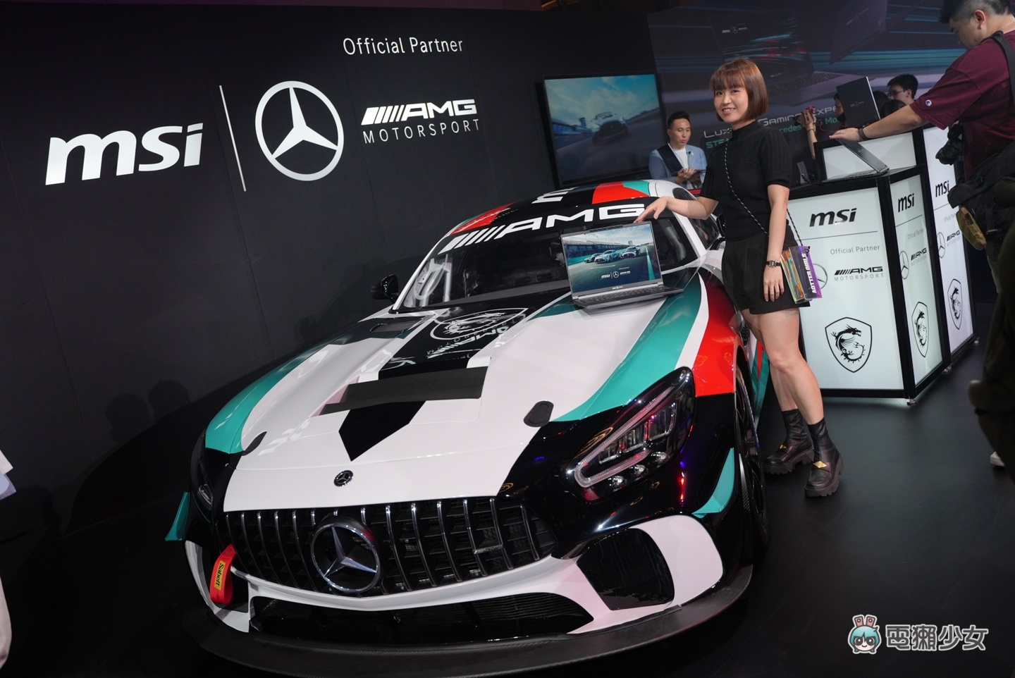 出門｜賽車與筆電夢幻聯名！MSI 與 Mercedes-AMG 打造聯名限量筆電 Stealth 16 Mercedes-AMG Motorsport，奢華的速度感