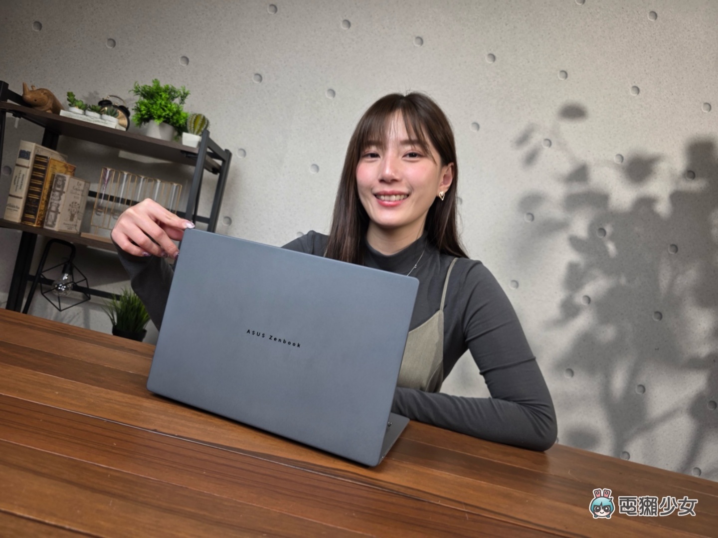 通勤好夥伴！輕薄又美的『 雲朵機 』ASUS Zenbook A14 (UX3407) 開箱