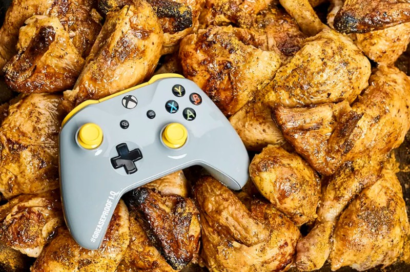 手拿炸雞玩吃雞沒問題！Xbox與PUBG合作推限量防油遊戲手把