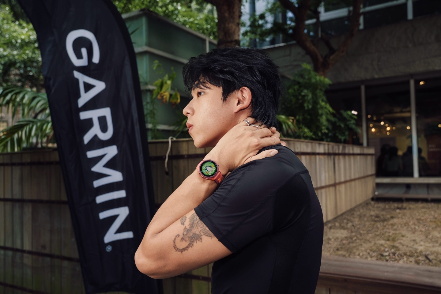跑步不只拚速度！Garmin Forerunner 170／70 輕跑、社交與穿搭一次滿足