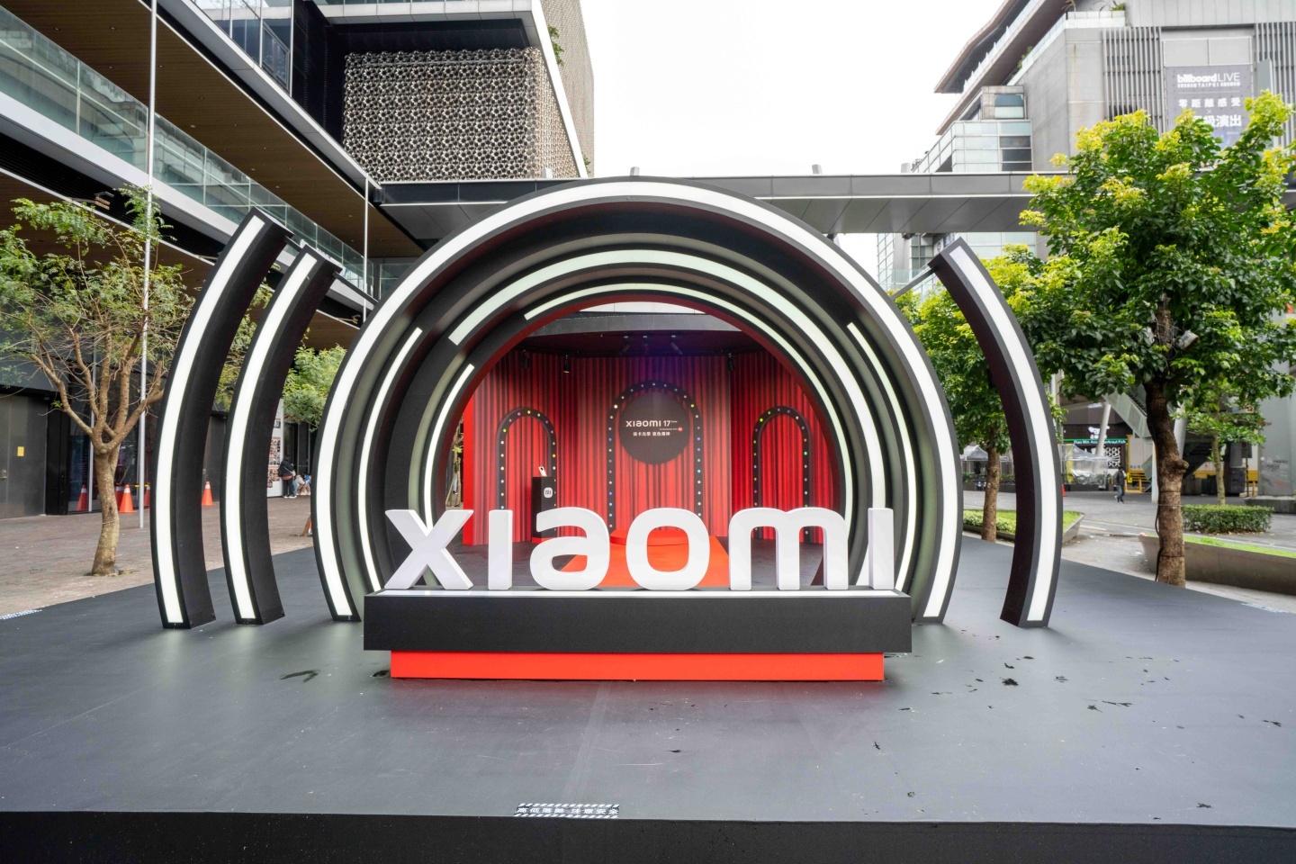 出門｜小米新品上市品鑑會！徠卡紅標真的來了？！
