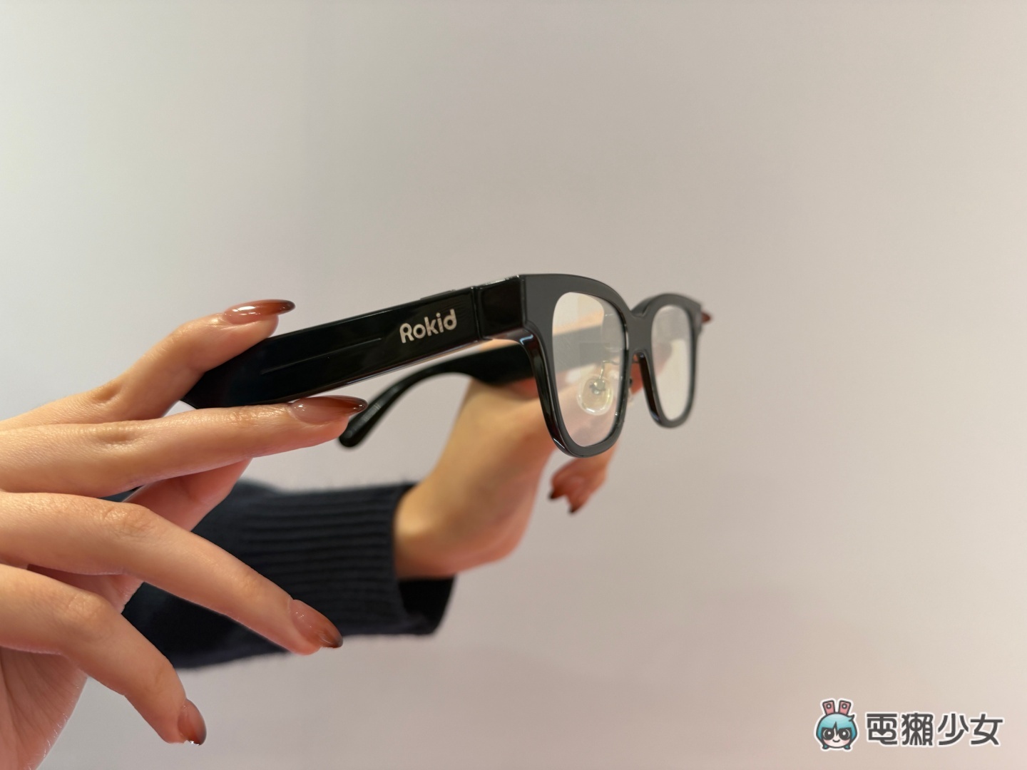 出門｜寶島眼鏡跨入 AI 穿戴新時代，Rokid 智慧眼鏡全台首賣亮相