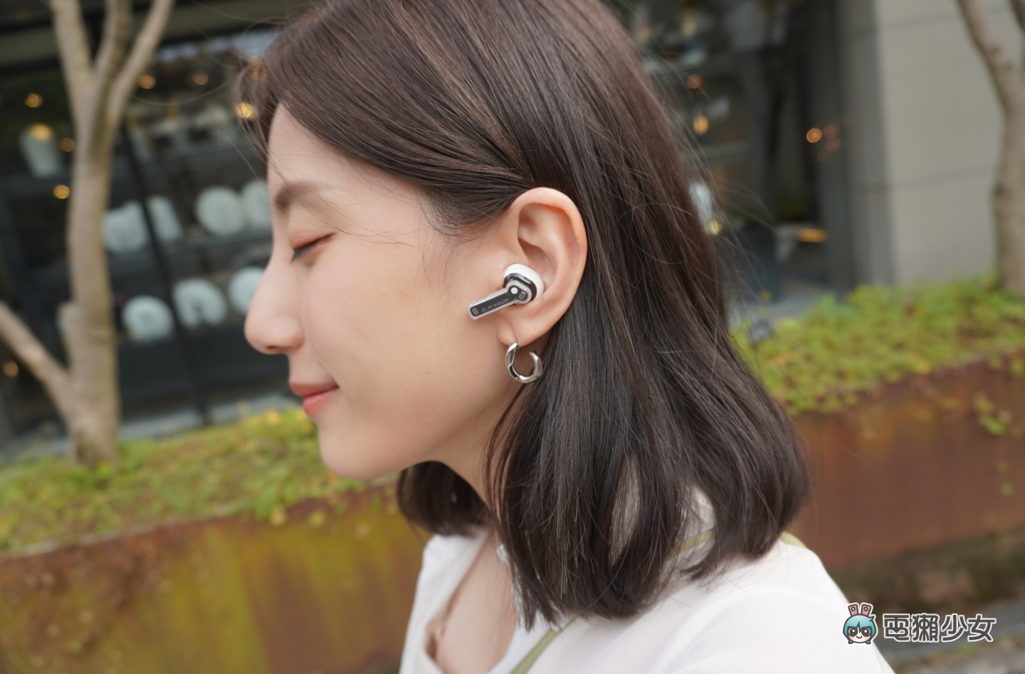 開箱｜Nothing Ear (2) 透明外殼依舊吸睛！具備主動降噪和舒適至極的配戴體驗