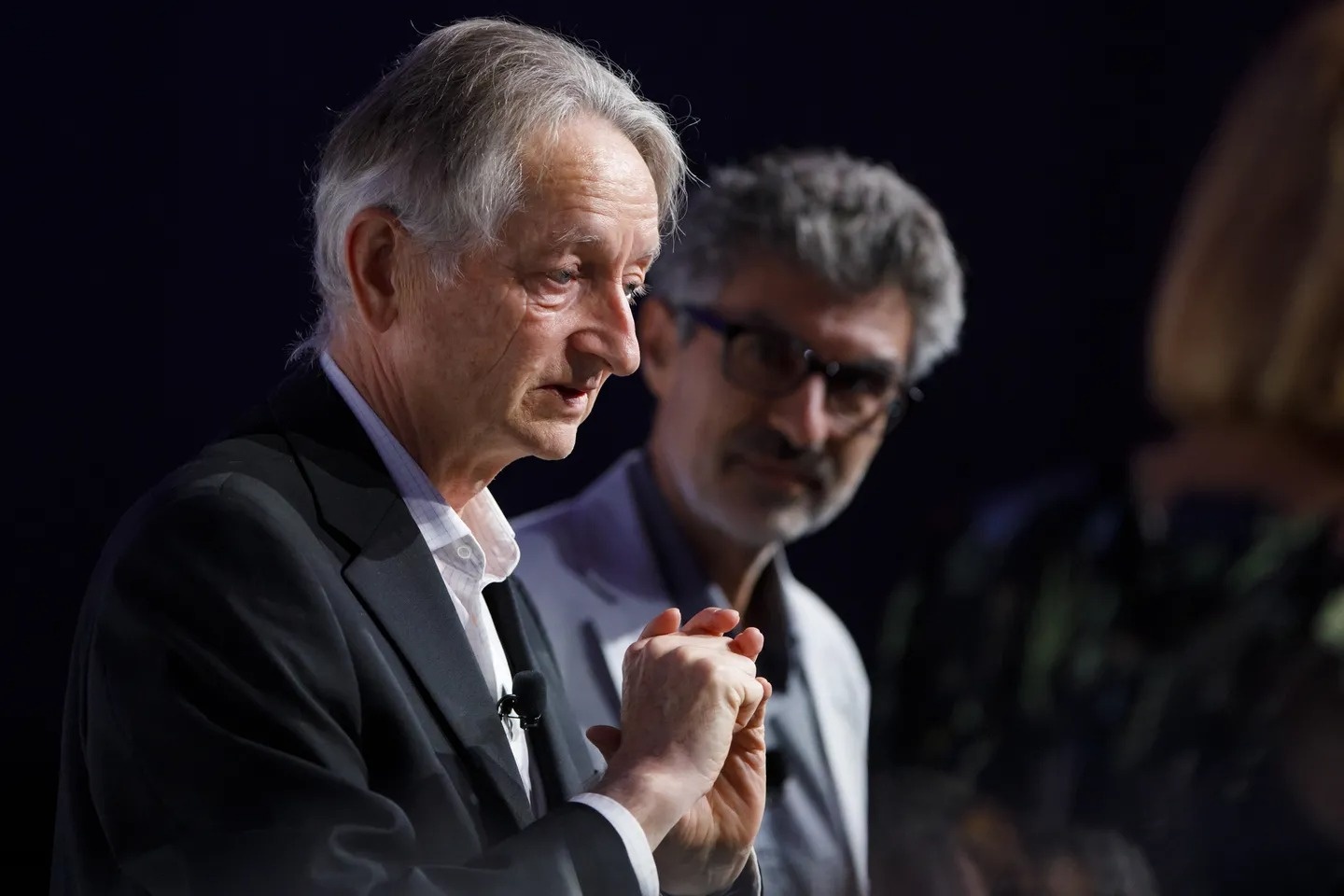 AI 教父 Geoffrey Hinton 告辭 Google！嚴正表示對人工智慧的快速發展深感疑慮