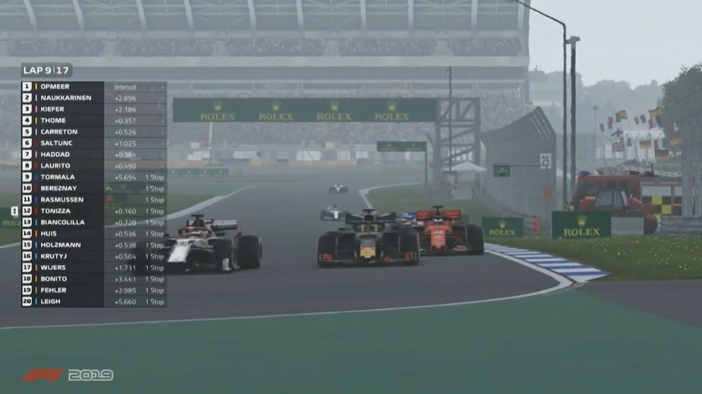 F1 賽車取消實體賽 改為線上電競比賽『 F1 Esports Virtual Grand Prix 』明星車手網上較勁