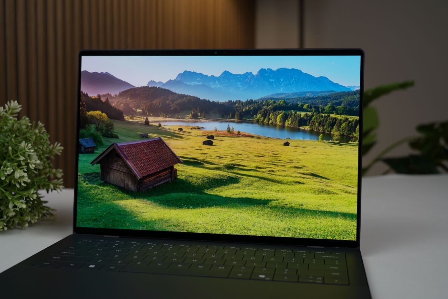 Dell XPS 14 & 13：氣質跟能力相符的旗艦筆電回歸了 🔊