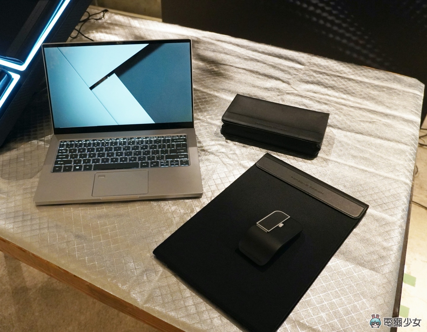 出門｜Acer 與 Porsche 推出聯名筆電『 Porsche Design Acer Book RS 』並帶來搭載 Intel Iris Xe MAX 獨顯的 Swift 3x （還有眾多新品）