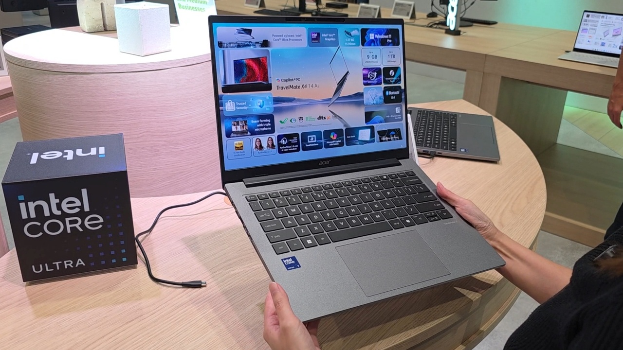 Acer IFA 2025 新品：TravelMate X14 AI 新系列商務筆電＋Vero 系列雷射投影機，生活的雙重升級