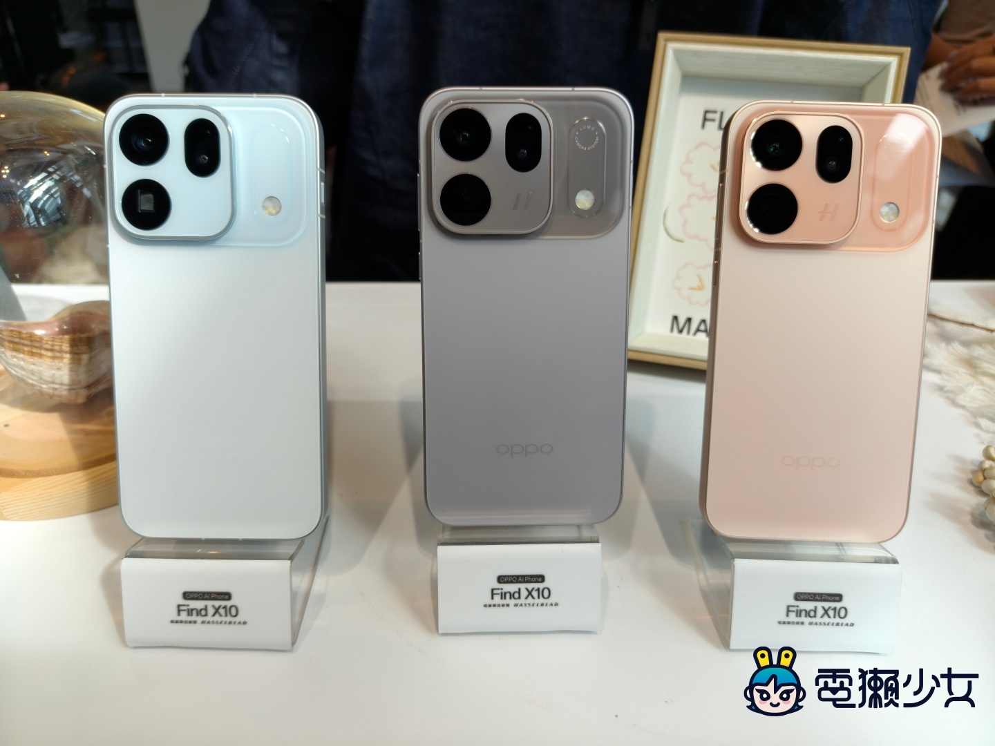 OPPO Find X10 系列亮相！哈蘇增距鏡套組美到想收藏