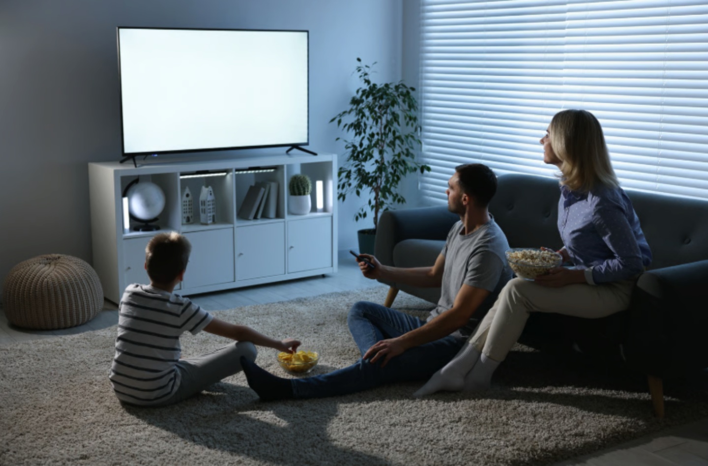 喇叭到底怎麼選?從藍牙音箱、Soundbar 到監聽喇叭,一次搞懂不同類型差在哪 喇叭到底怎麼選?從藍牙音箱、Soundbar 到監聽喇叭,一次搞懂不同類型差在哪