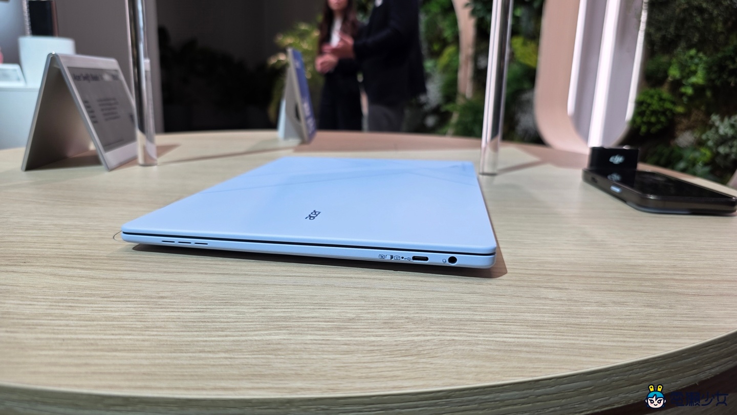 出遠門｜Acer 柏林 IFA 展前新品筆電華麗登場：超輕 799 克、環保高升級性與不可思議的這樣也行？