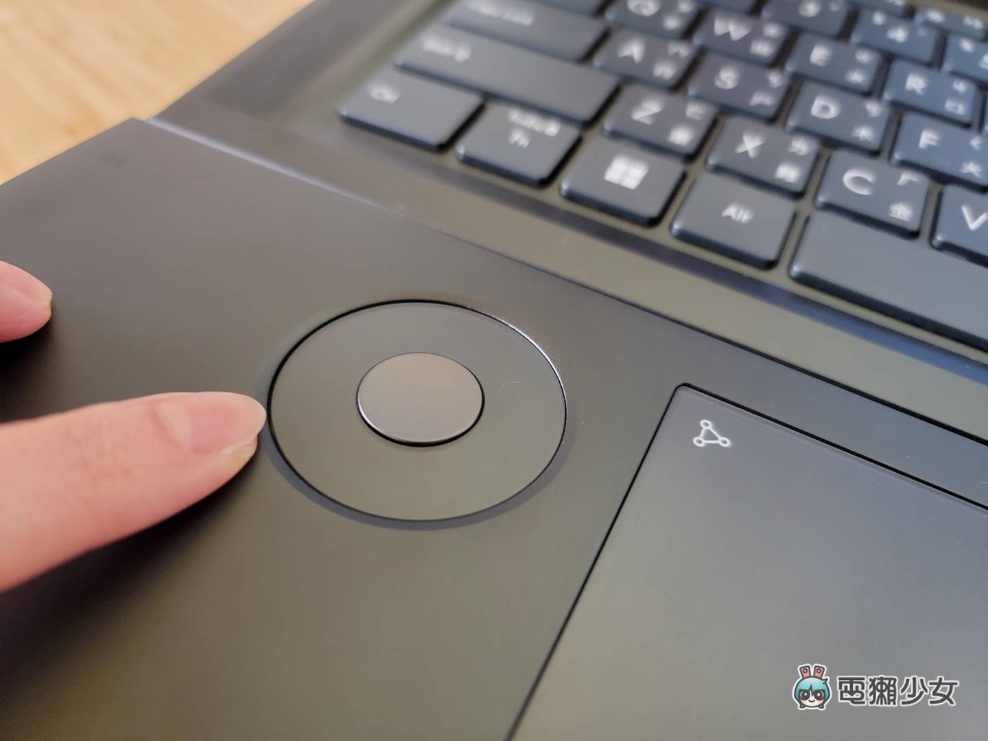 開箱｜創作者筆電 Zenbook Pro 16X OLED（UX7602）給你一顆摸的到的 ASUS Dial 繪圖旋鈕