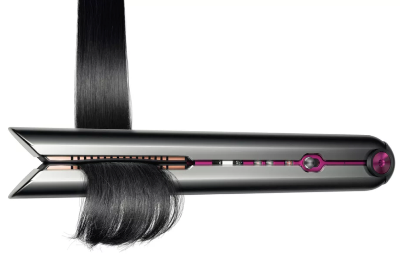 Dyson 推出全新直髮造型器『 Dyson Corrale 』，熱傷害程度減半，自然卷有救了！預計五月在台上市