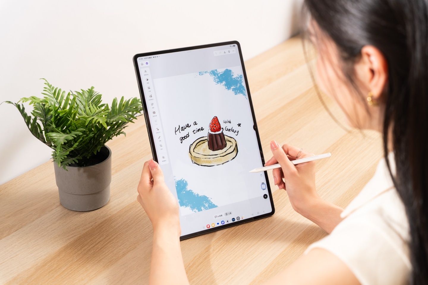 三星推出 Galaxy Tab S12 旗艦系列！行動辦公與內容創作都能用