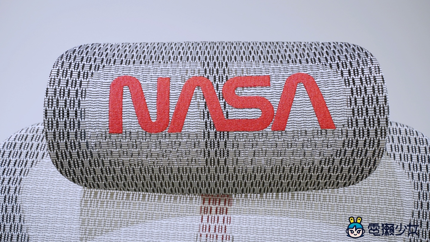 坐上太空艙！Kabuto NASA 限定版人體工學椅開箱