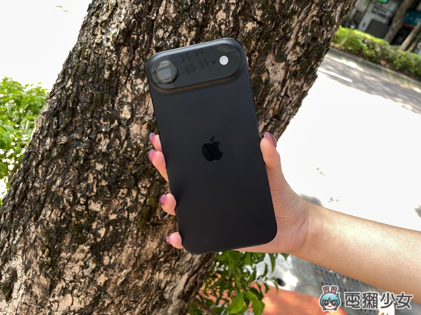 開箱｜史上最輕薄 iPhone？iPhone Air 手感、電量、使用心得實測