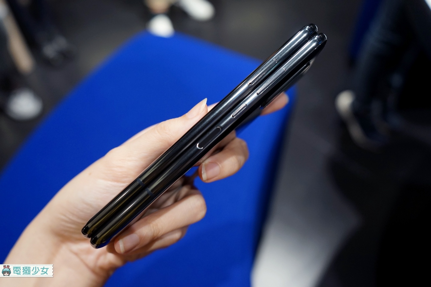 出門｜三星螢幕摺疊手機 Galaxy Fold 即將在台上市！建議售價 68888 元