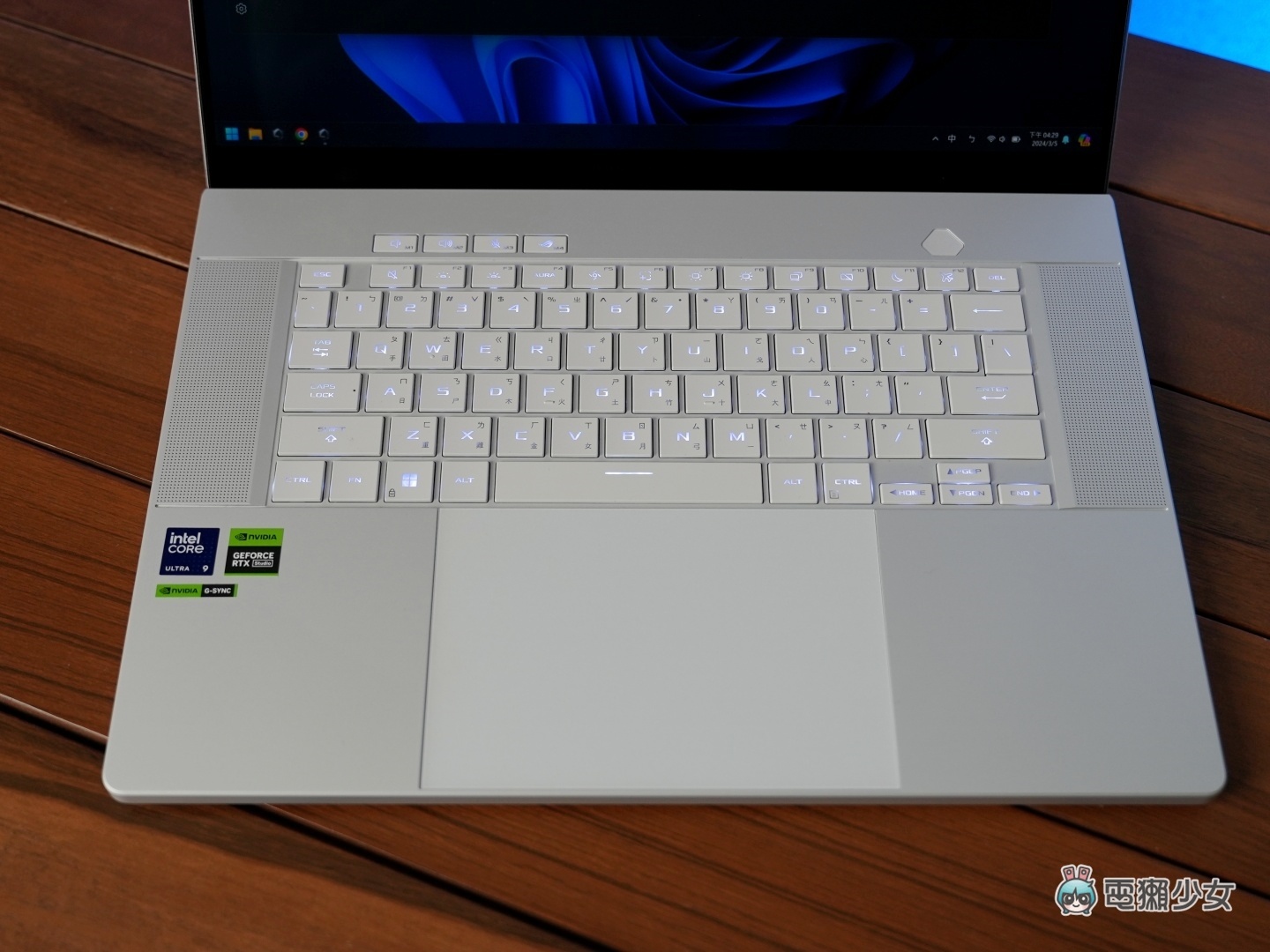 Macbook Pro 的 PC 對手：高質感 2024 年版 ROG Zephyrus G16，挑戰全球最輕薄 16 吋 RTX 4090 顯卡 AI 電競筆電來了！