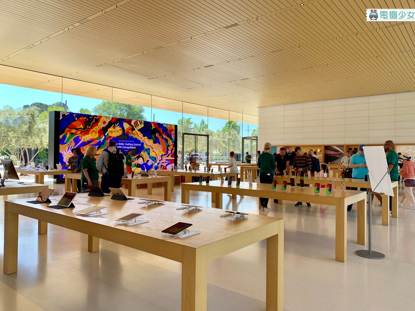全球唯二蘋果限定商品專賣店！Apple Park 跟 Infinity Loop 一次帶你快速逛（同場加映 WWDC Store 期間限定店）